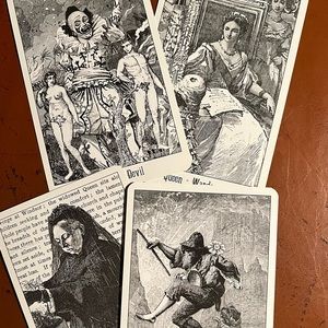 Victoria Regina Tarot Deck